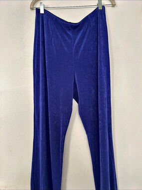 Chico’s Wide Leg Velvet Pants in Blue Size12P NWT
